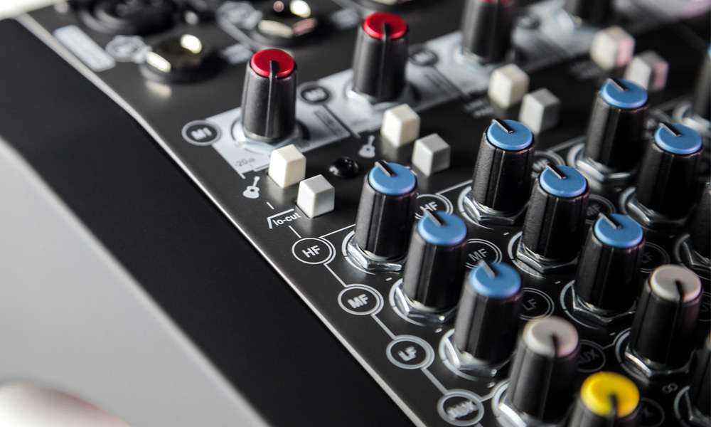 ALLEN & HEATH ZEDi-10FX