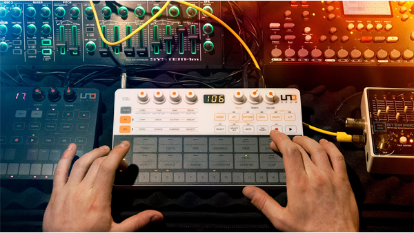 IK Multimedia UNO Drum