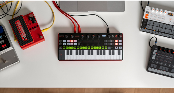 IK Multimedia UNO Synth Pro desktop