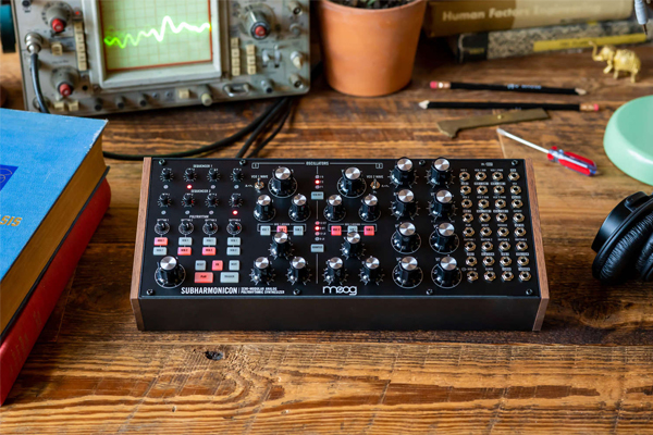 moog Subharmonicon