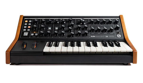moog Subsequent 25
