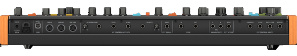 BEHRINGER POLY D