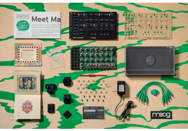 Moogの組み立て式セミモジュラーシンセサイザーMavisをご紹介