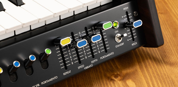 KORG miniKORG 700Sm