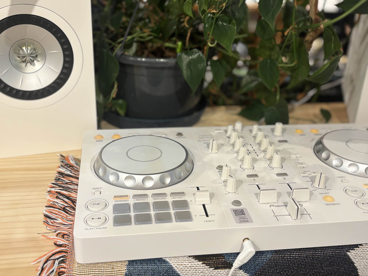 Pioneer DJ DDJ-FLX4-W