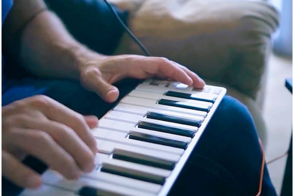 Xkey 37