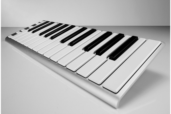 Xkey 37