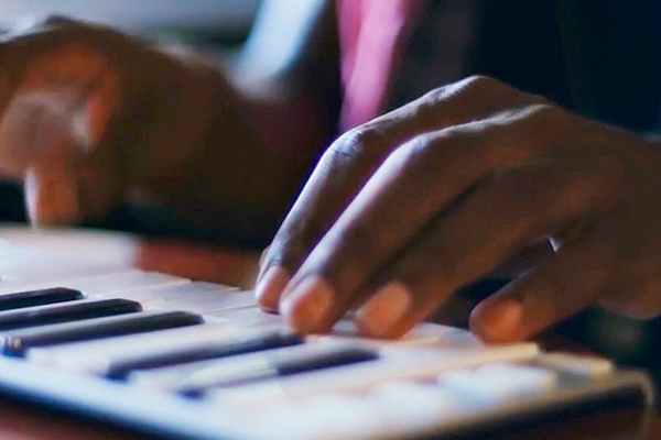 ESI Xkey Air 25