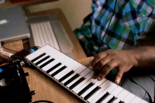 ESI Xkey Air 25