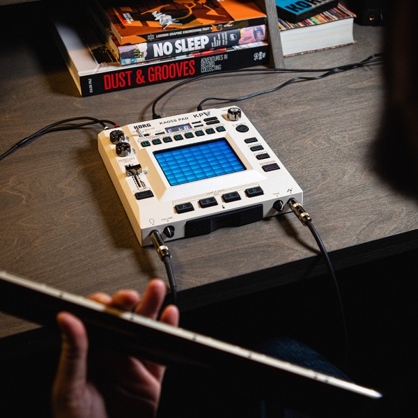 KORG KAOSS PAD V