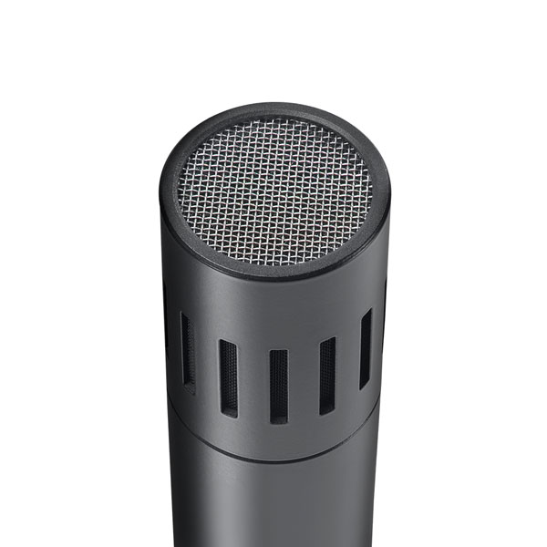 AKG C151