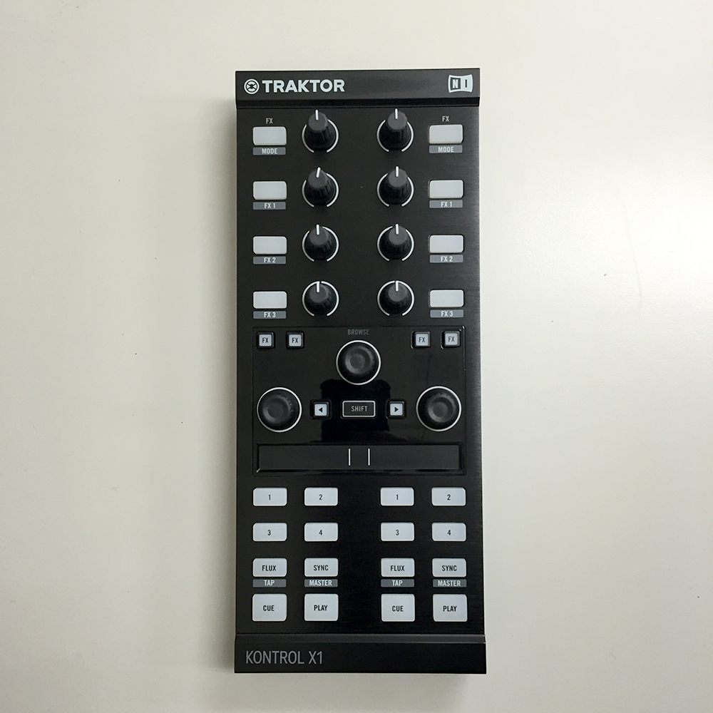 TRAKTOR-KONTROLX-MK2-3-1.jpg