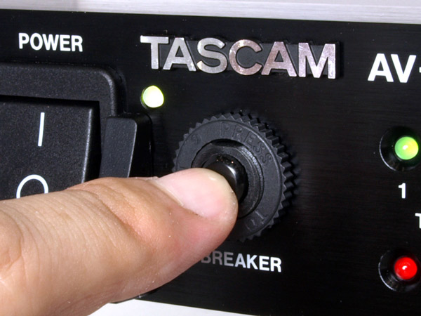 TASCAM/日本国内専用パワーディストリビューター/コンディショナー/AV 