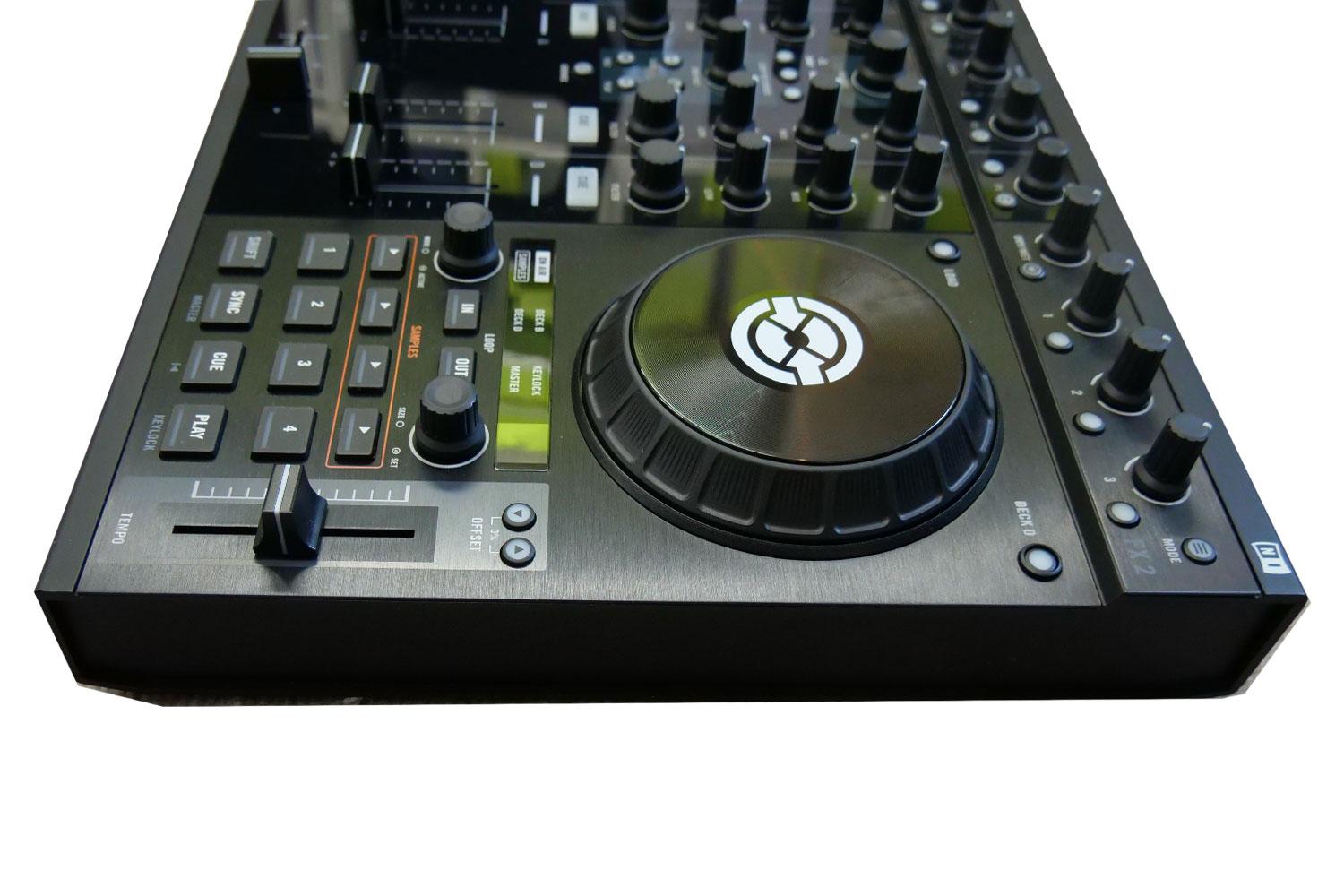 中古品】NATIVE INSTRUMENTS/PCDJコントローラー/TRAKTOR KONTROL S4