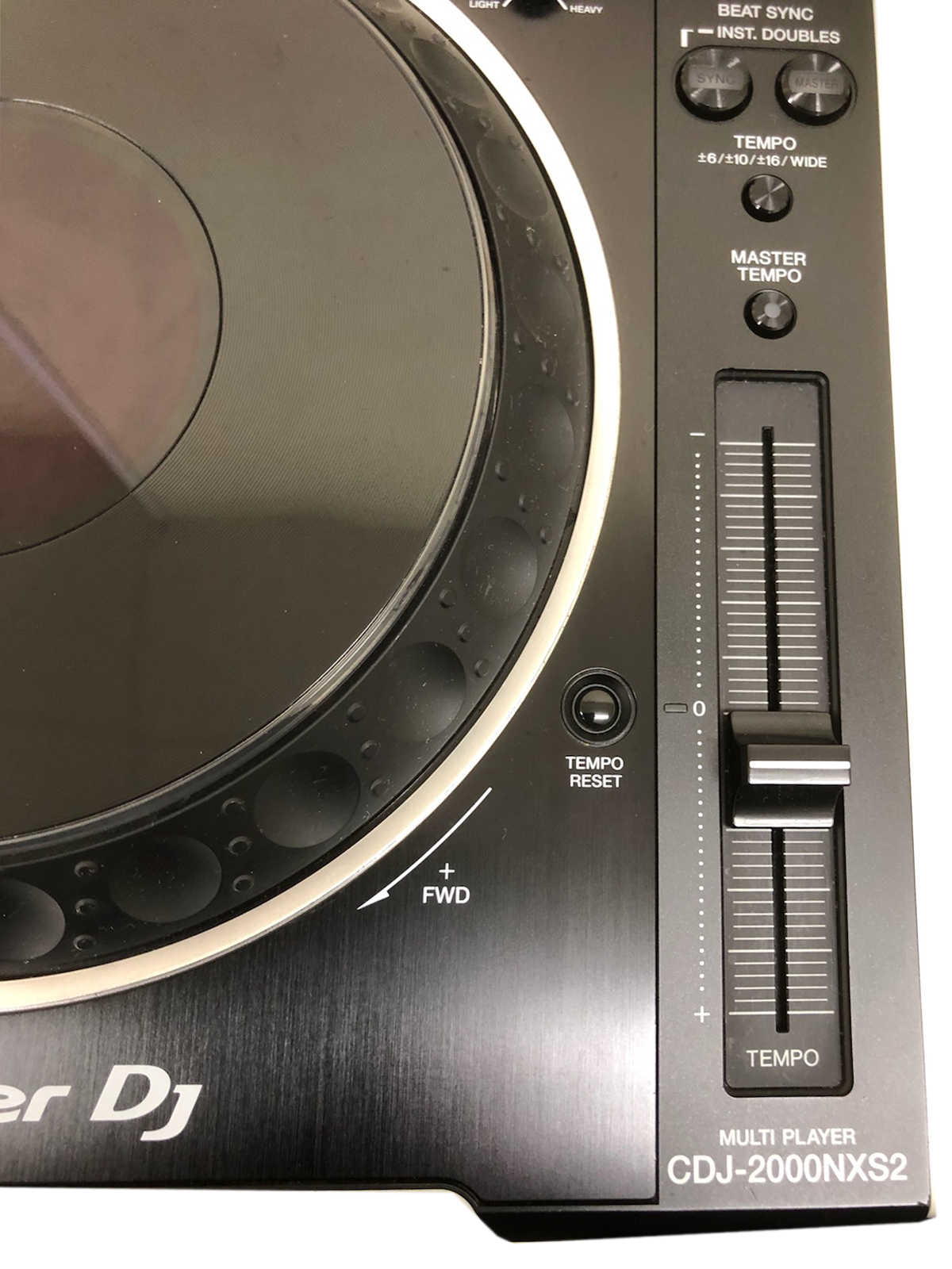 Pioneer DJのCDJ-2000NXS2の中古品のご紹介です。