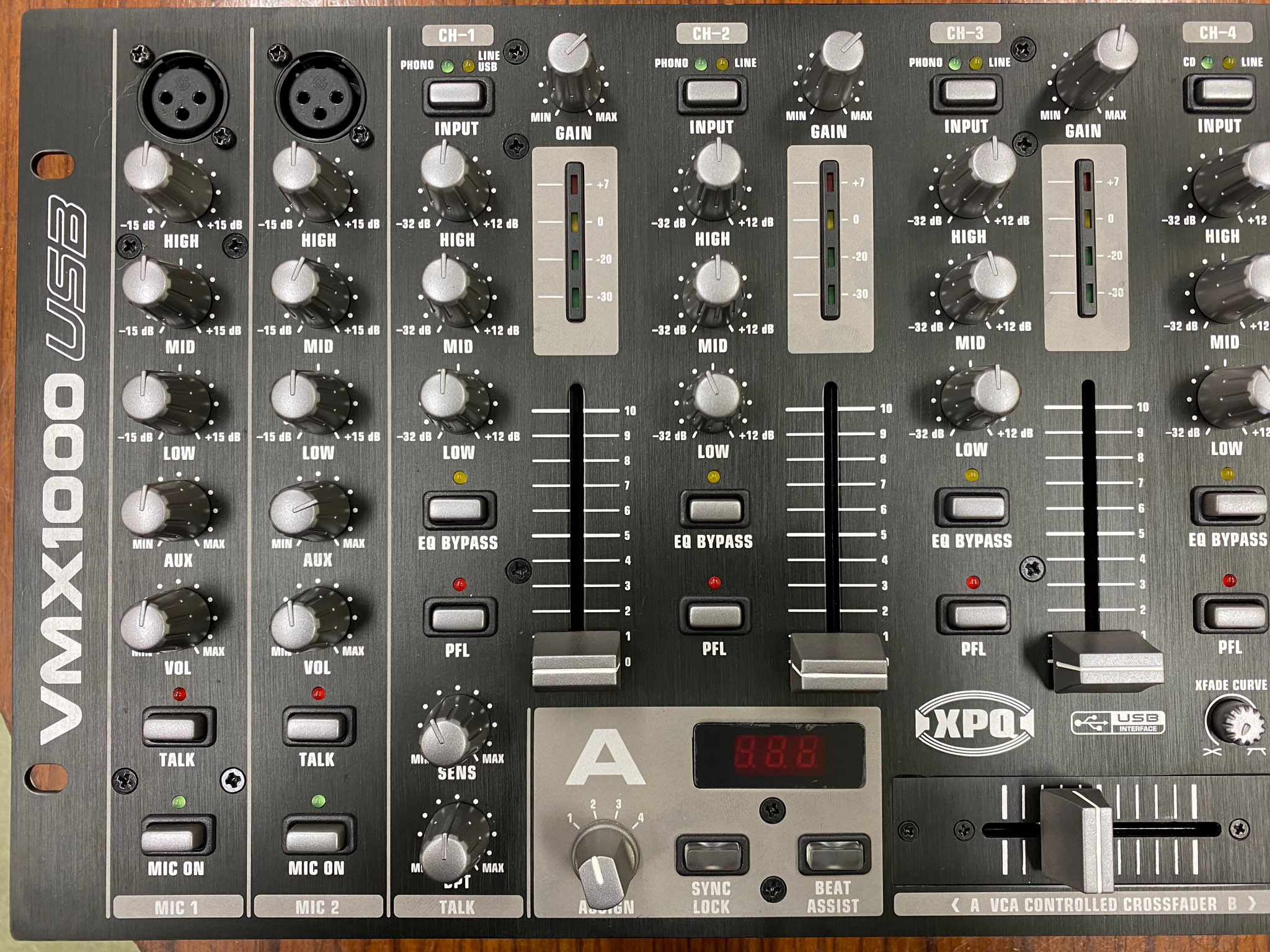 Numark IDJ DIRECTORとBEHRINGER VMX1000音確認 Numark IDJ DIRECTORとBEHRINGER VMX1000音確認