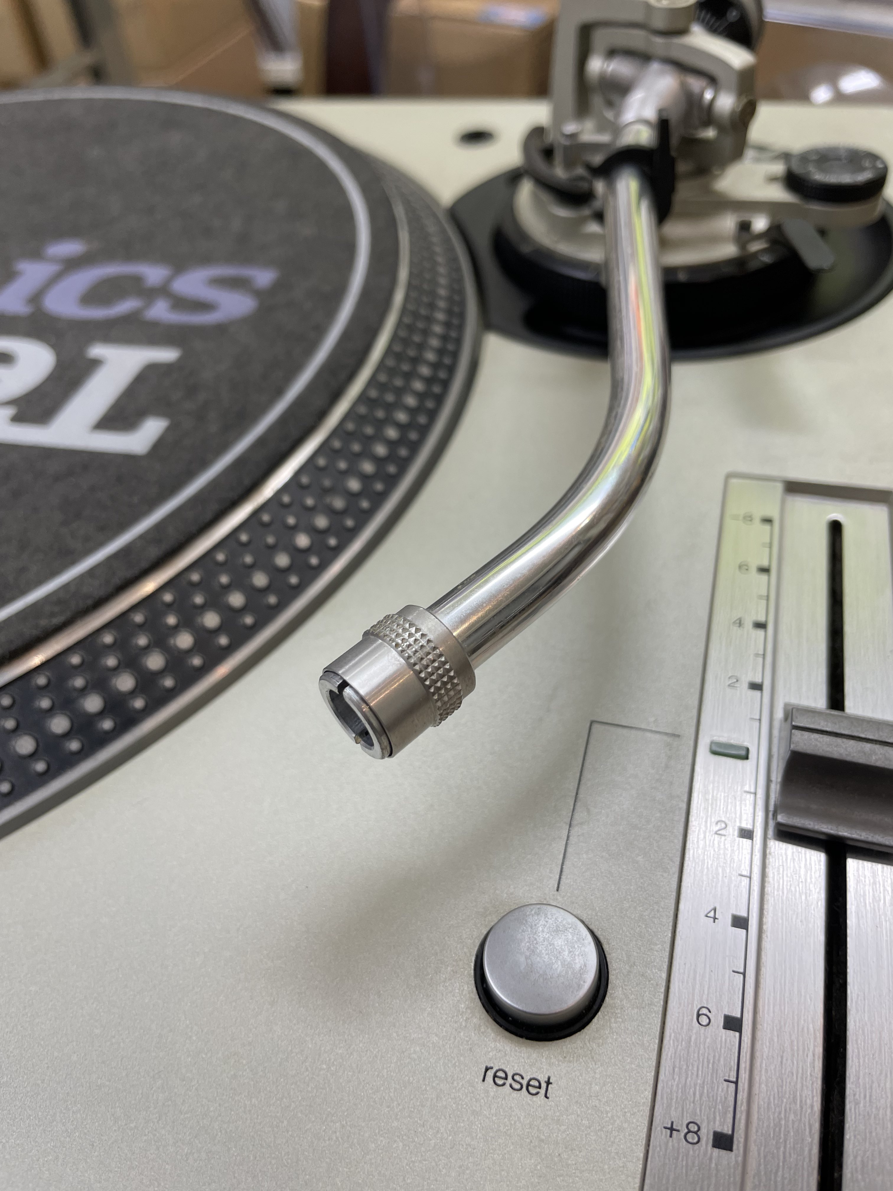 Technics SL-1200MK3D ターンテーブル シルバー 日本限定 超歓迎】 Technicsのターンテーブル、SL-1200MK3D