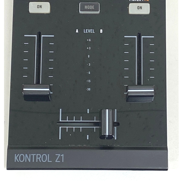 ☆大幅値下げSALE！／中古品】Native Instruments/DJ ミキシング