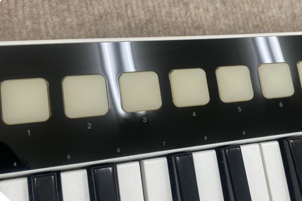 IK Multimedia iRig Keys I/O 49