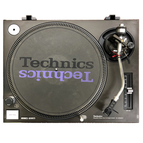 中古品のTechnicsのターンテーブル、SL-1200MK3(ブラック)のご紹介です。