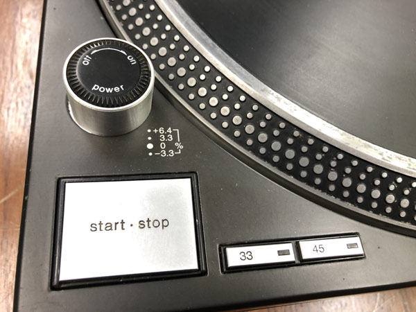 中古品のSL-1200 MK5ブラックが入荷いたしました! 中古品のSL-1200 MK5ブラックが入荷いたしました!
