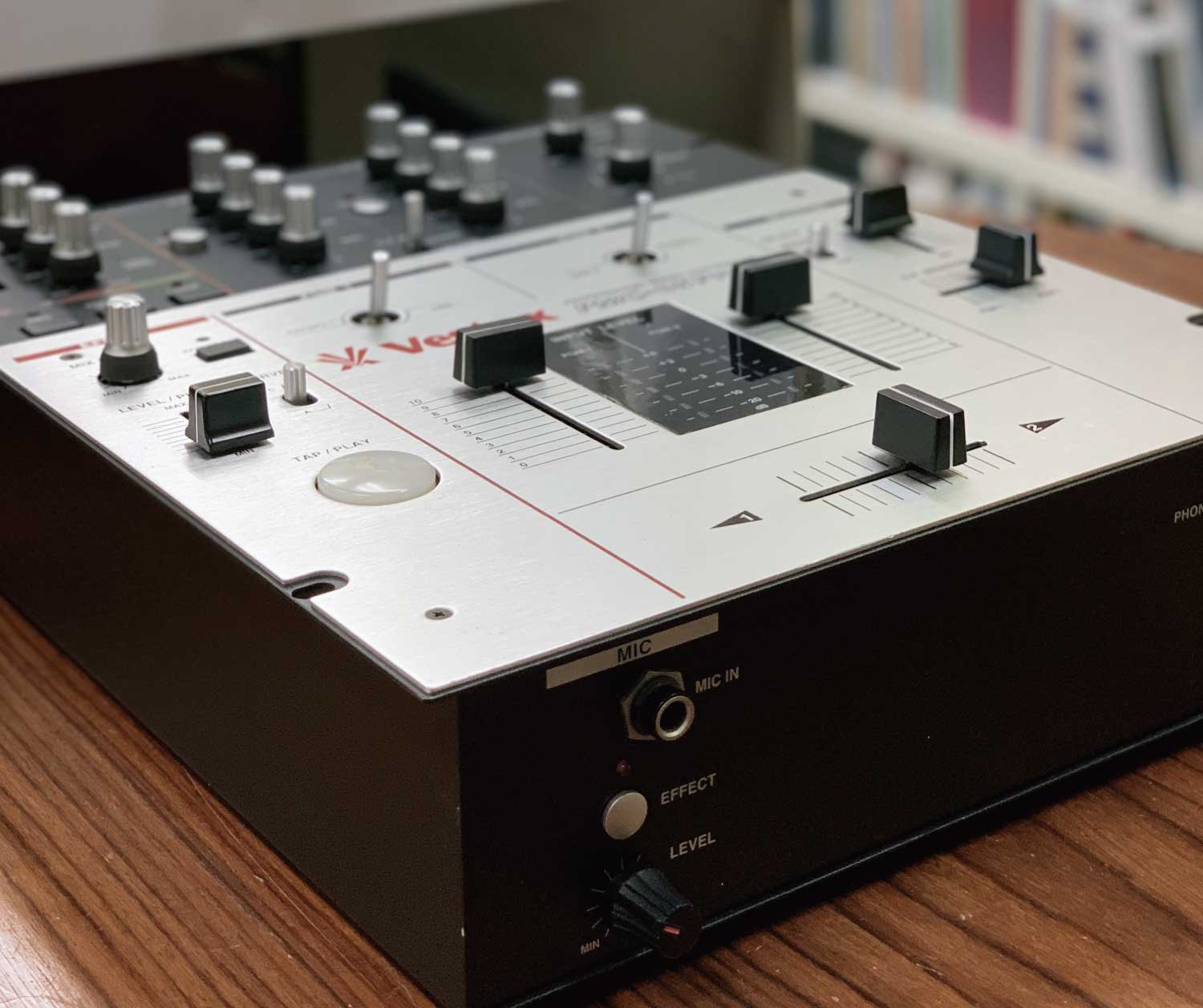 Pionee新春sale!! Vestax PMC-05ProSL