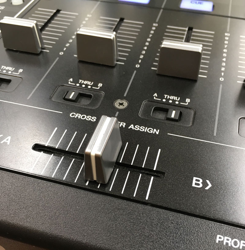 中古美品】Pioneer DJ/DJミキサー/DJM-900SRT☆SeratoDJ Pro対応