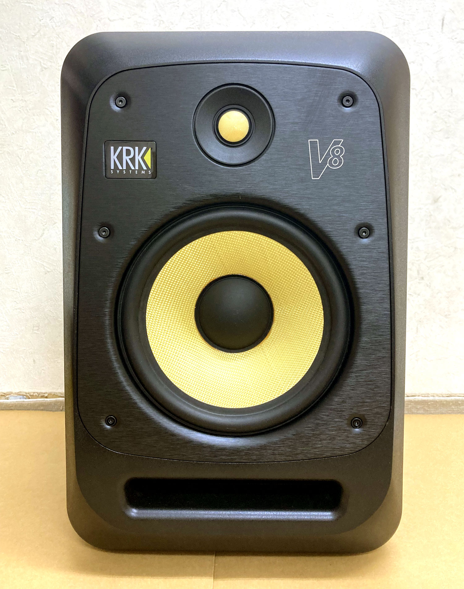 中古品】KRK/モニタースピーカー/V8S4(アンプ内蔵/2本セット 中古品】KRK/モニタースピーカー/V8S4(アンプ内蔵/2本セット