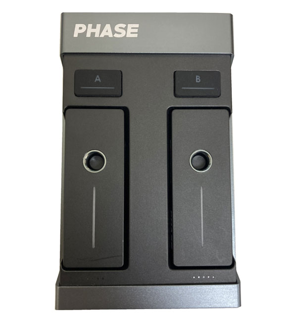 PHASE ESSENTIAL MWM DVSコントローラーの中古品です。