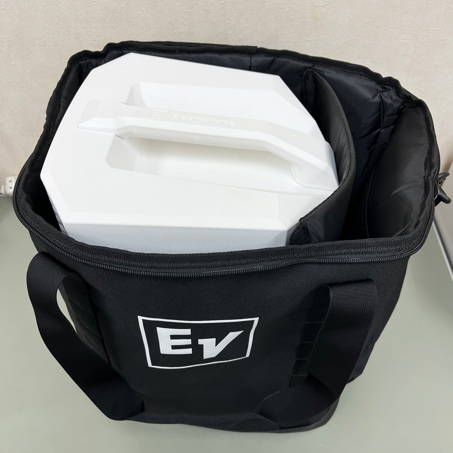 EVERSE8 中古