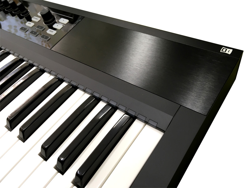 中古美品！さらに専用DECKSAVER付き！】NATIVE INSTRUMENTS/USB MIDI