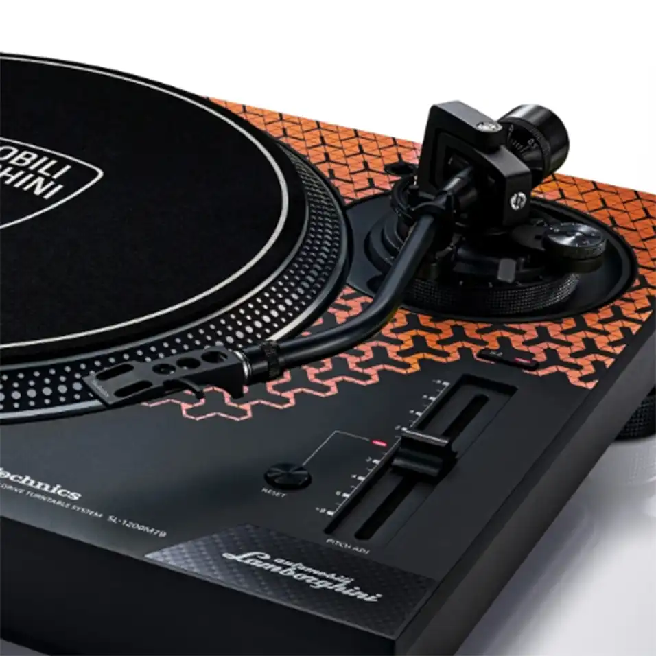 Technics engineering visual